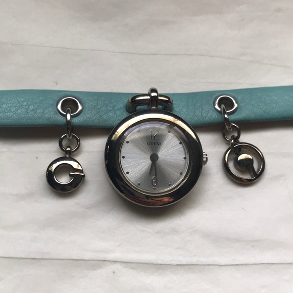 Guess leather & silver bracelet dangle watch - Picture 4 of 8